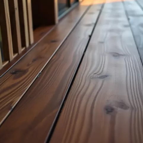 Jaką farba pomalować taras