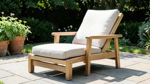 leżak ogrodowy drewniany z materacem
